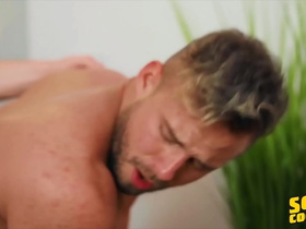 (Robbie) Treats Josh To A Facial After A Hard Fuck - Sean Cody